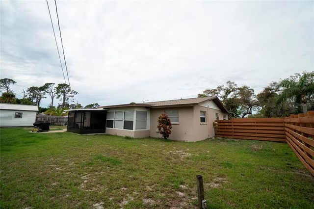 1025 FALCON ROAD, Venice, FL 34293