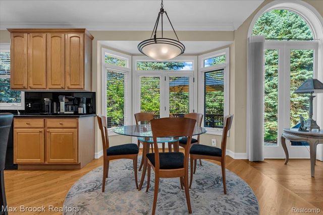 6324 Wildwood Lane, West Bloomfield Charter Township, MI 48324