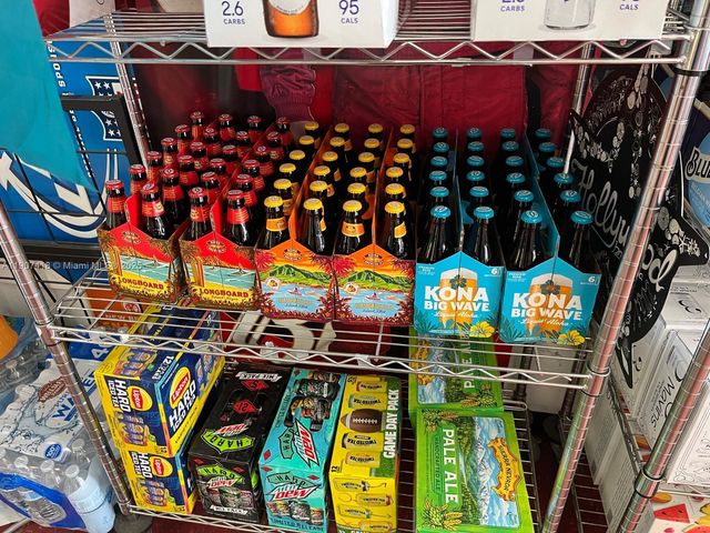 6827 Stirling, Davie, FL 33314