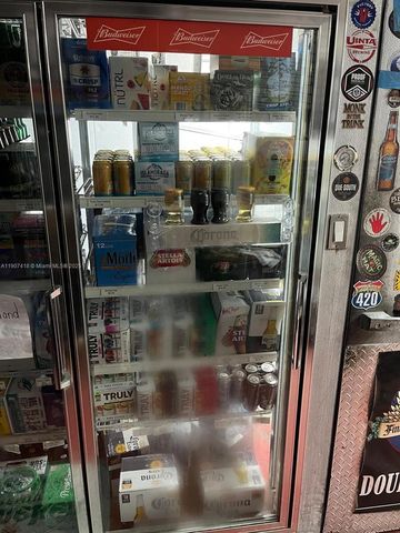 6827 Stirling, Davie, FL 33314