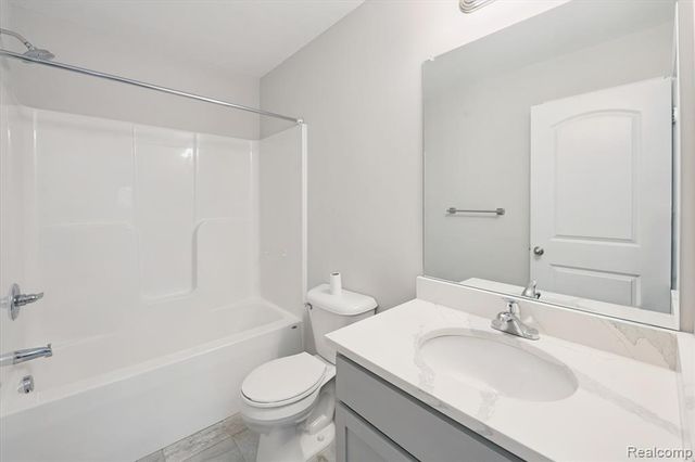 816 Nelsons Ridge Drive, Howell, MI 48843