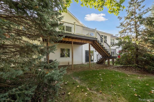 816 Nelsons Ridge Drive, Howell, MI 48843