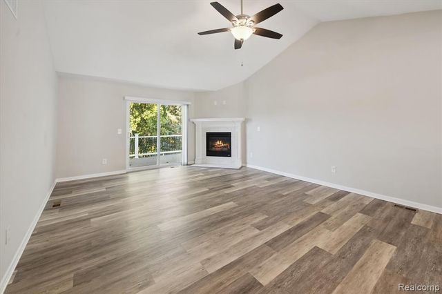816 Nelsons Ridge Drive, Howell, MI 48843