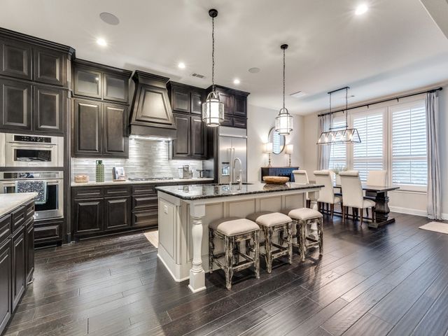 10937 Smoky Oak Trail, Flower Mound, TX 76226