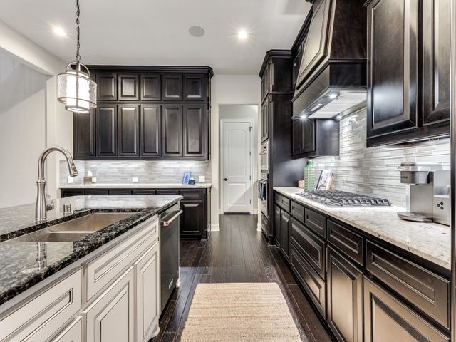 10937 Smoky Oak Trail, Flower Mound, TX 76226