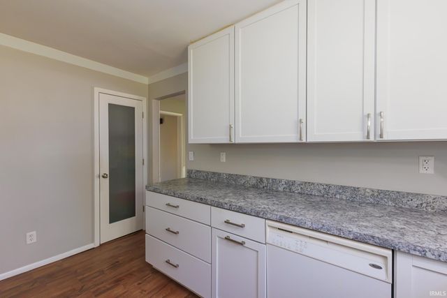 1504 W Tree Lane, Muncie, IN 47302