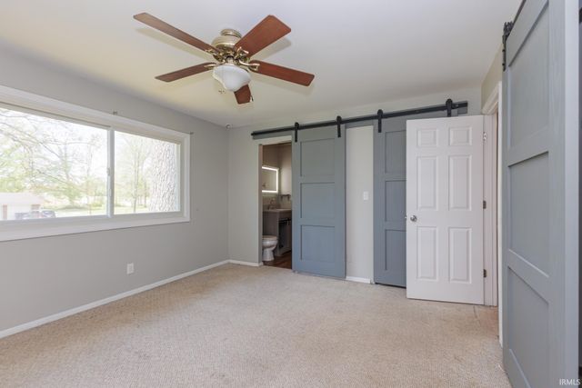 1504 W Tree Lane, Muncie, IN 47302