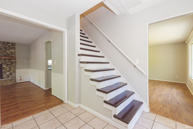 1504 W Tree Lane, Muncie, IN 47302