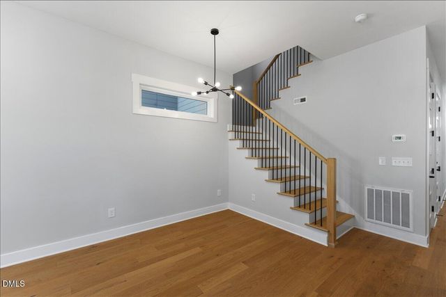 541 Bragg Street, Raleigh, NC 27610