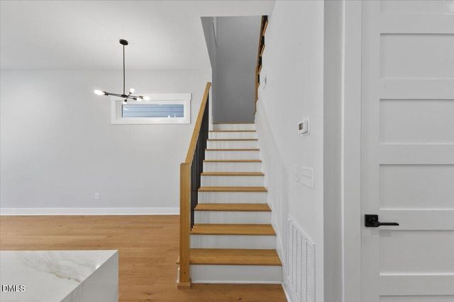 541 Bragg Street, Raleigh, NC 27610