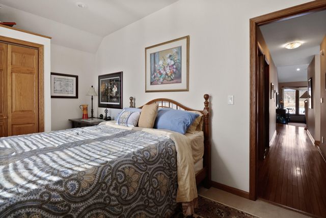 10030 Eagle Court, Demotte, IN 46310