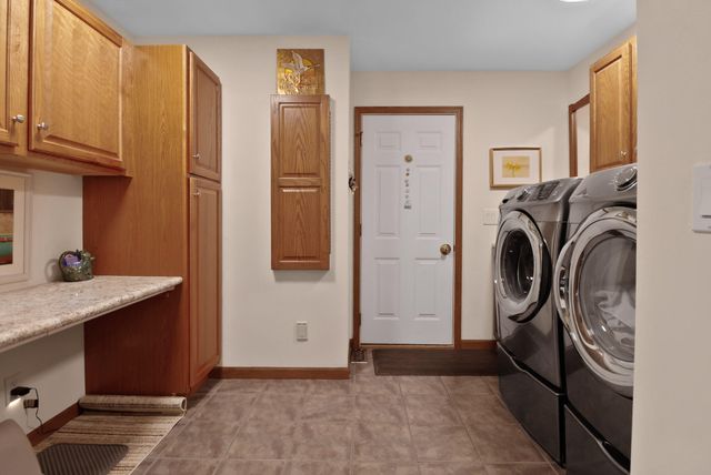 10030 Eagle Court, Demotte, IN 46310