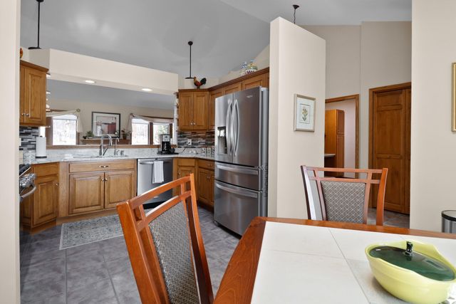 10030 Eagle Court, Demotte, IN 46310