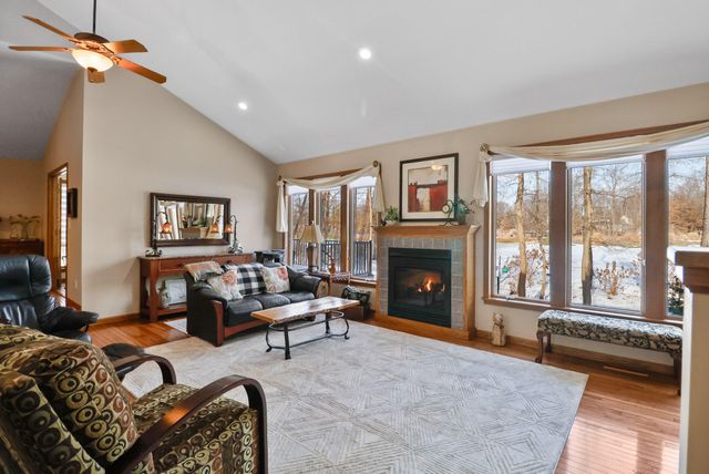 10030 Eagle Court, Demotte, IN 46310