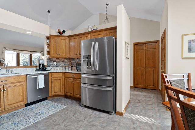 10030 Eagle Court, Demotte, IN 46310