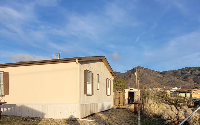 9732 2nd Street, Chloride, AZ 86431