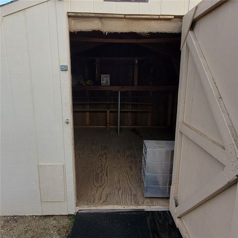 9732 2nd Street, Chloride, AZ 86431