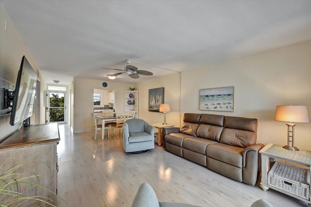1541 S Ocean Boulevard 413, Lauderdale By The Sea, FL 33062