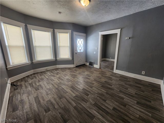 3443 Regent Road, Cleveland, OH 44127