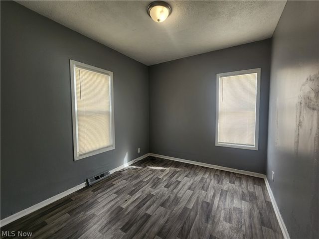 3443 Regent Road, Cleveland, OH 44127