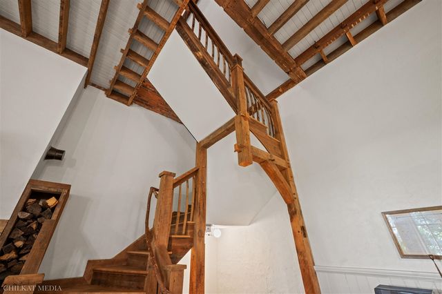 1055 Mount Tabor Road, Buchanan, MI 49107