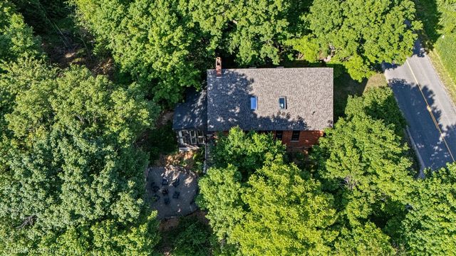 1055 Mount Tabor Road, Buchanan, MI 49107