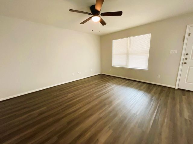 8005 Talton Street, Houston, TX 77028