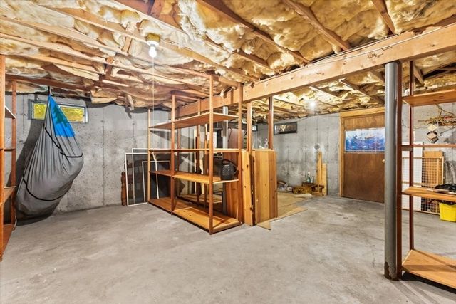 83 Red Brook Rd, Wareham, MA 02532