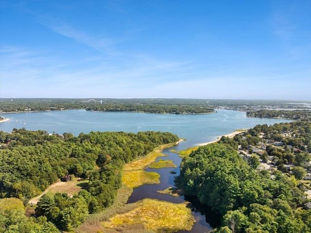 83 Red Brook Rd, Wareham, MA 02532