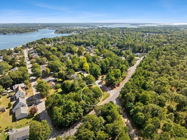 83 Red Brook Rd, Wareham, MA 02532
