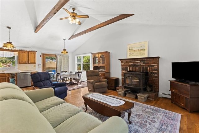 83 Red Brook Rd, Wareham, MA 02532