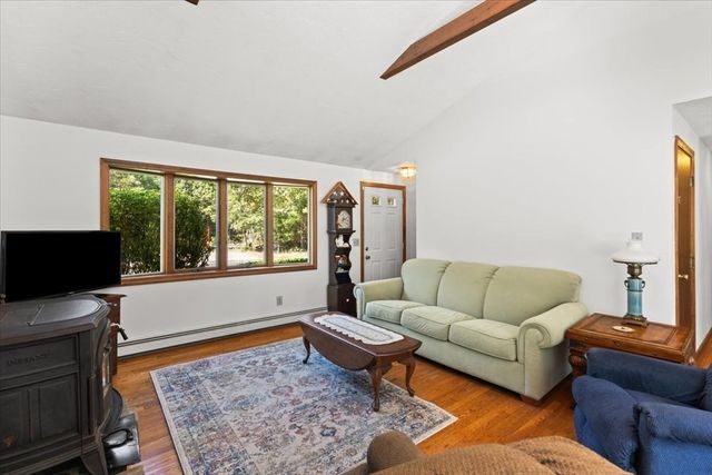 83 Red Brook Rd, Wareham, MA 02532