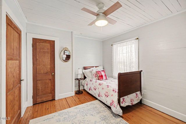216 Clark Lane, Siler City, NC 27344