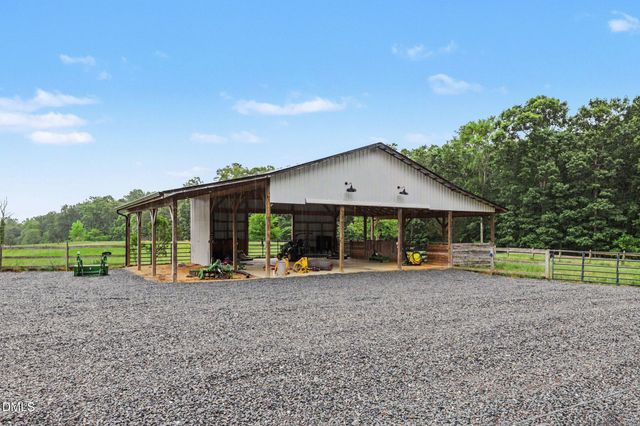216 Clark Lane, Siler City, NC 27344
