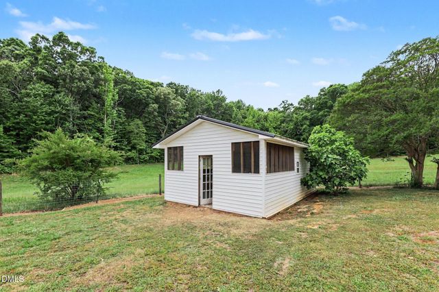 216 Clark Lane, Siler City, NC 27344
