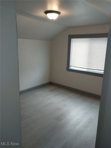 13901 Chapelside Avenue, Cleveland, OH 44120