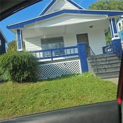 13901 Chapelside Avenue, Cleveland, OH 44120