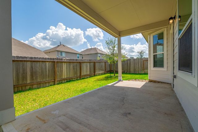 2906 Lawrence Park Court, Conroe, TX 77304