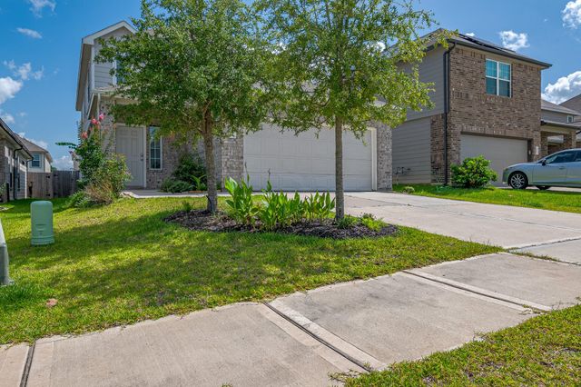 2906 Lawrence Park Court, Conroe, TX 77304