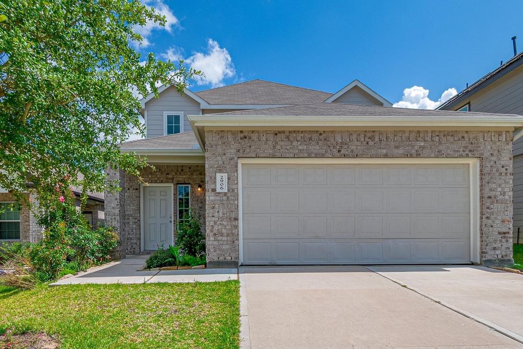 2906 Lawrence Park Court, Conroe, TX 77304