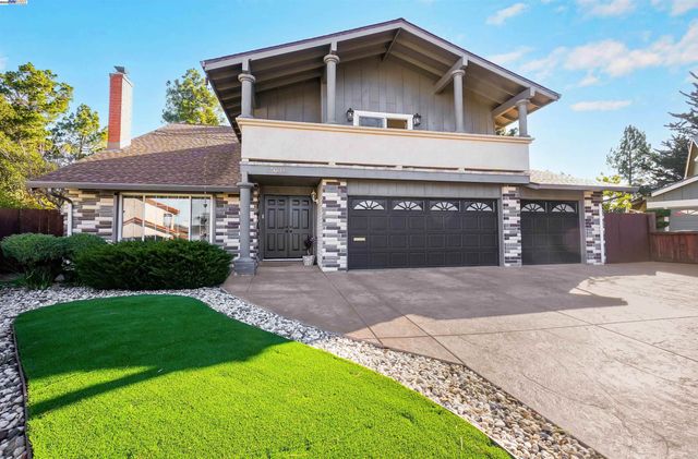 3608 Siskiyou Ct, Hayward, CA 94542