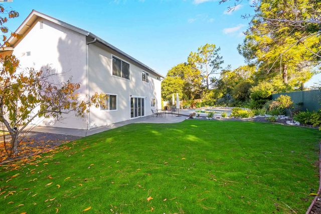 3608 Siskiyou Ct, Hayward, CA 94542