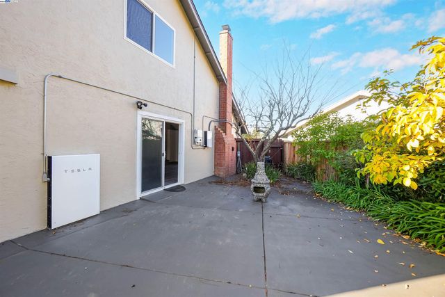 3608 Siskiyou Ct, Hayward, CA 94542