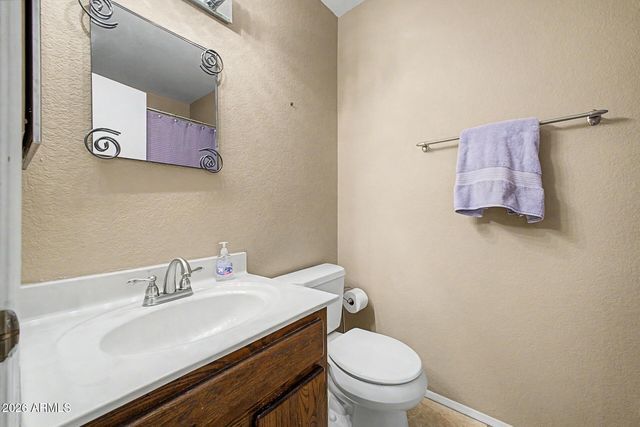 4849 E Kachina Trail 3, Phoenix, AZ 85044