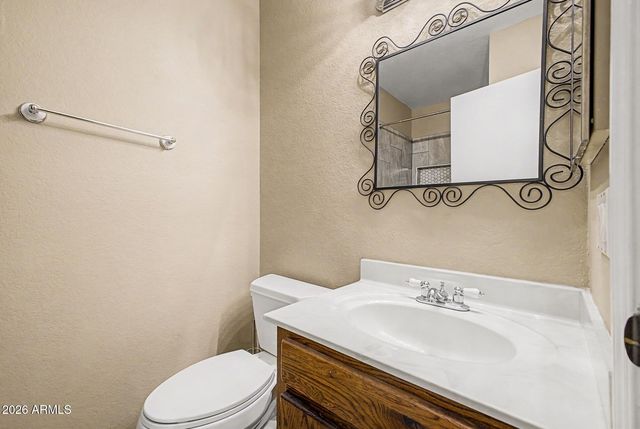 4849 E Kachina Trail 3, Phoenix, AZ 85044
