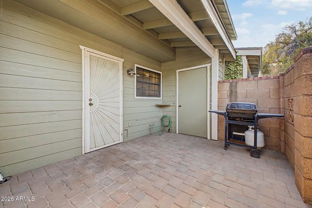 4849 E Kachina Trail 3, Phoenix, AZ 85044
