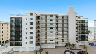 9375 Gulf Shore DR 401, Naples, FL 34108