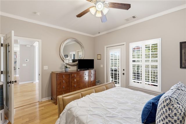 2124 Whitemarsh Way, Savannah, GA 31410