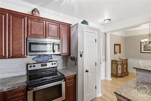 2124 Whitemarsh Way, Savannah, GA 31410