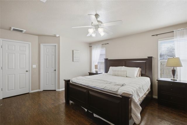 664 Hometown PKWY, Kyle, TX 78640